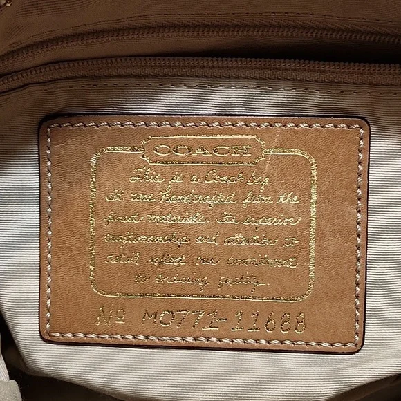 Coach Y2K Soho Brown/Beige Signature Canvas Front Pocket Baguette Bag W/ Wallet - Picture 16 of 16